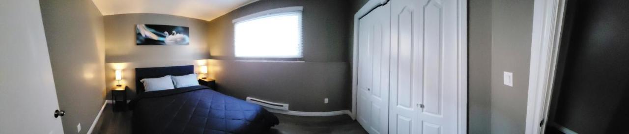 Blue Wave 2 Bedroom Suite Saskatoon Bagian luar foto