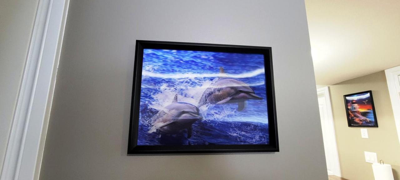 Blue Wave 2 Bedroom Suite Saskatoon Bagian luar foto